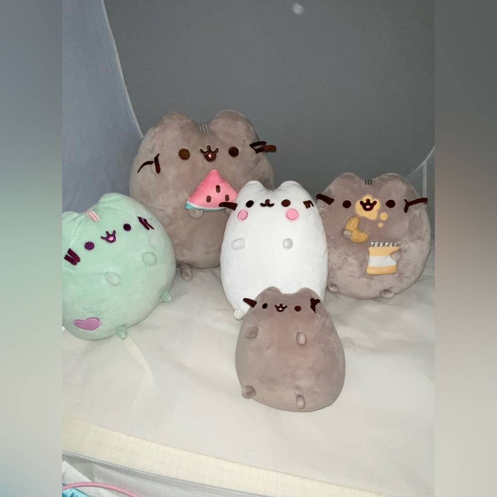 Pusheen Plush Toy Bundle Collection Set - 5 total plushies Preowned